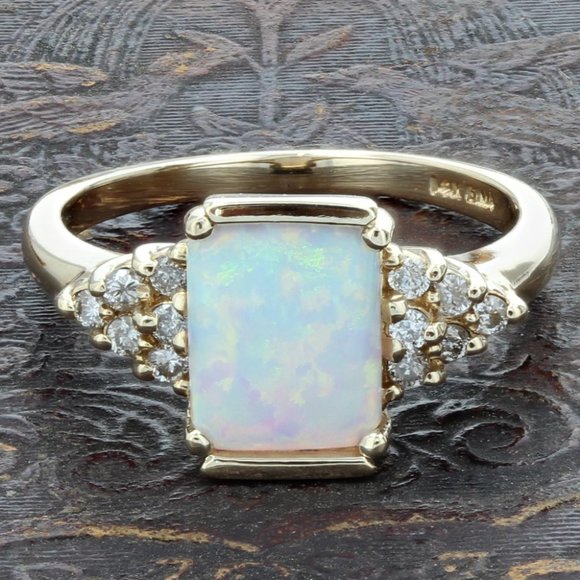 Vintage 14k Yellow Gold Opal and Diamond Birthstone Anniversary / Cocktail Ring